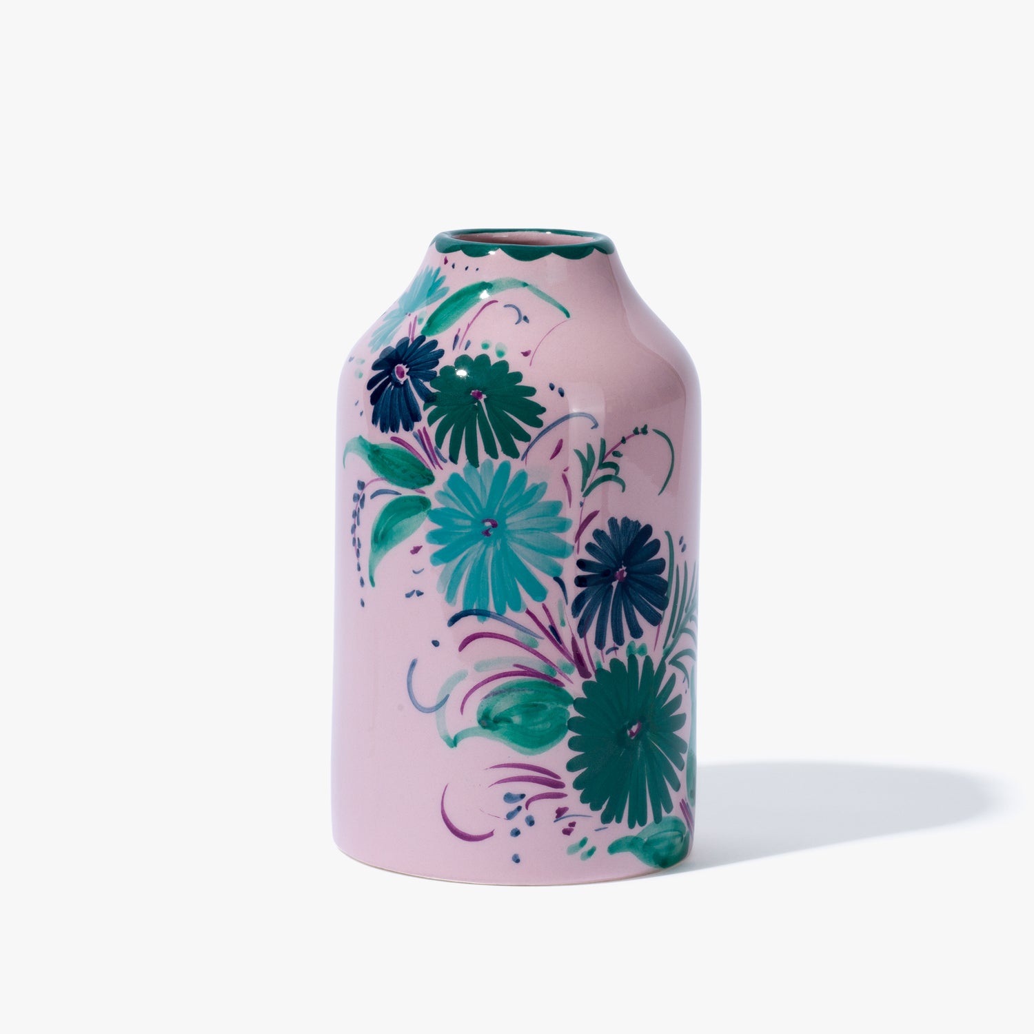 Elevate hosting at home with the beautiful Genie in a Bottle deco vase and a bottle of St-Germain Elderflower Liqueur 70cl to add unexpected flavour to your favourite cocktail. St-Germain liqueur official store